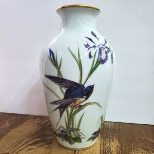 Franklin Porcelain The Meadowland Bird Vase by Basil Ede Limited Edition 1980
